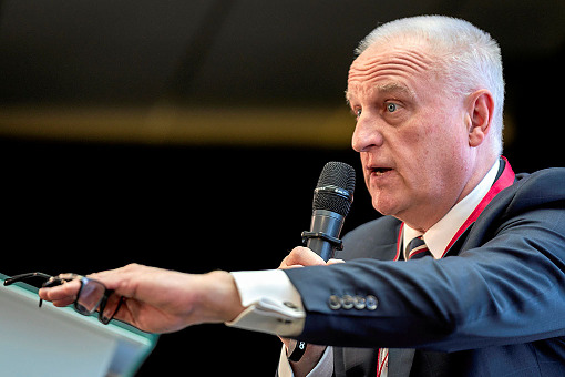 Zamknięcie oddziału to decyzja samorządu ►
