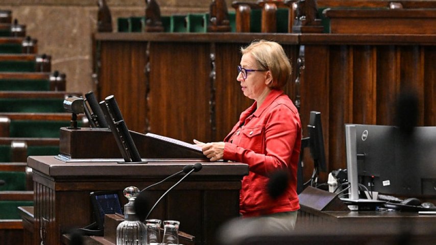 Cztery pielęgniarki z Rumunii? Joanna Wicha chciałaby więcej ►