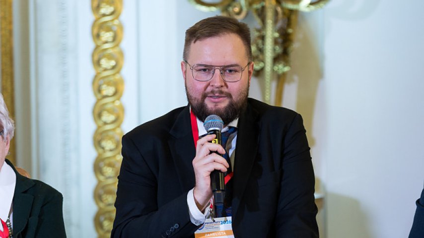 Ludzkie oblicze refundacji ►