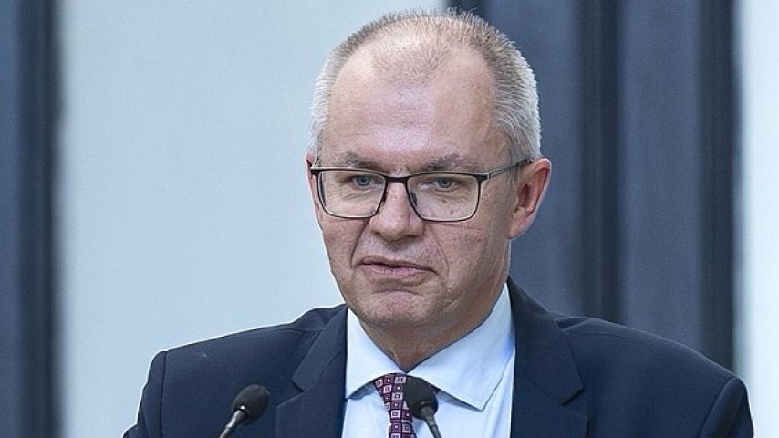 LEK i LDEK bez jawnej bazy pytań