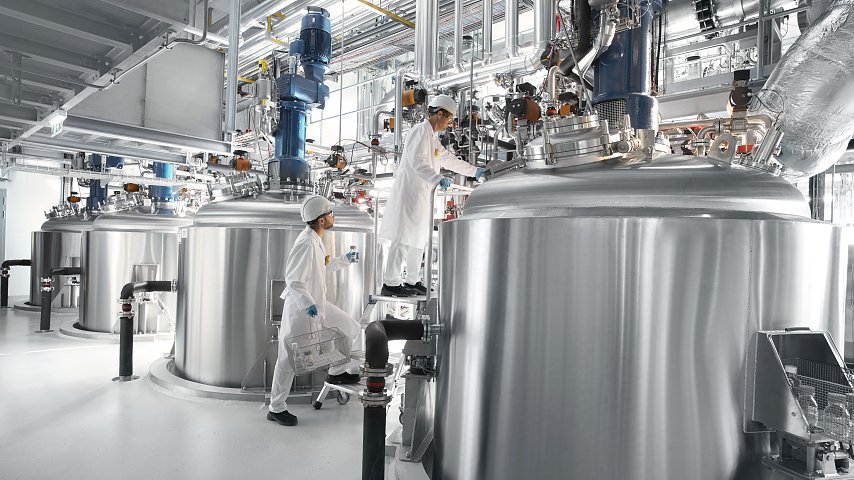 Sandoz świętuje 80 lat produkcji antybiotyków i wzywa decydentów do działania 